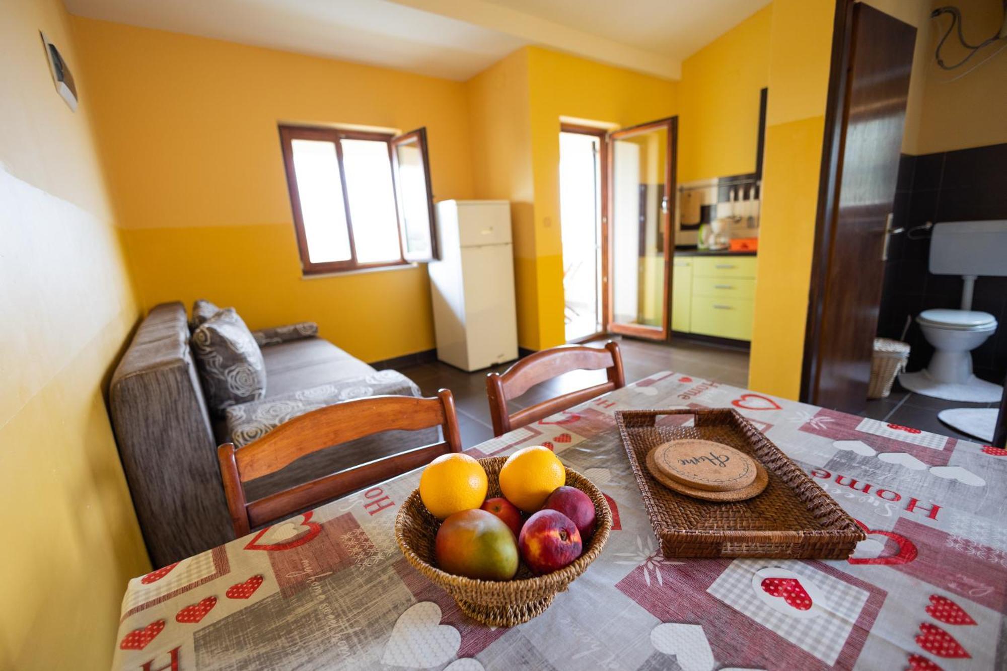 Apartman Marija 2 Lopar Bagian luar foto